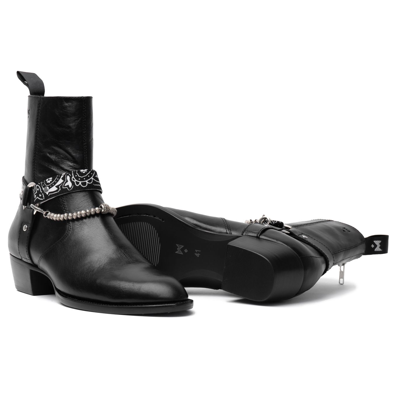 THE ALPHA WOLF HARNESS BOOT - BLACK BANDANA