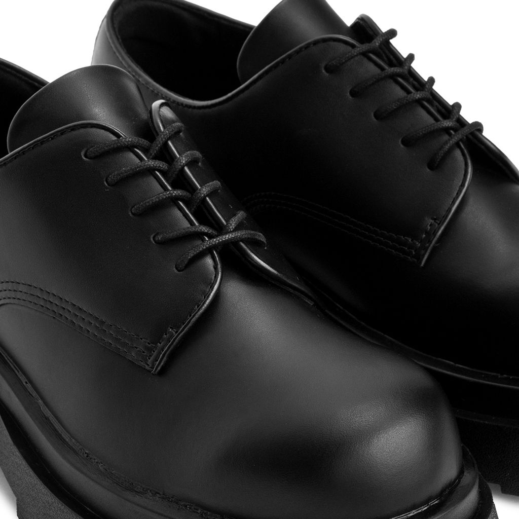 THE CHUNKY WOLF DERBY SS24 - BLACK
