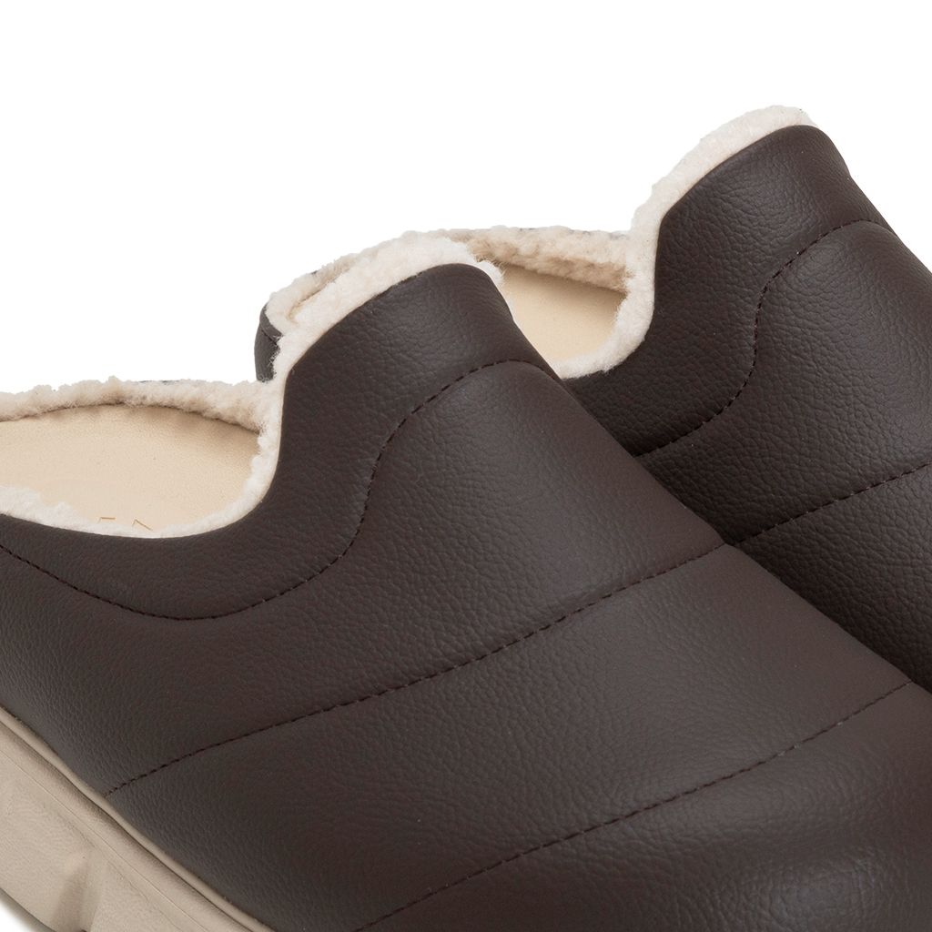 THE LADY WOLF ESSENTIAL LARVA SLIDE SANDAL V2 - BROWN