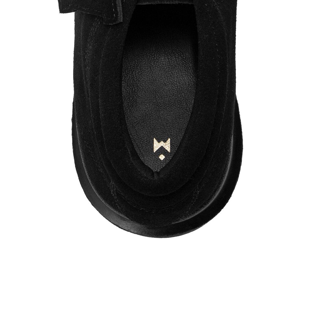 THE LADY WOLF R&E DERBY 4 EYELET - BLACK SUEDE