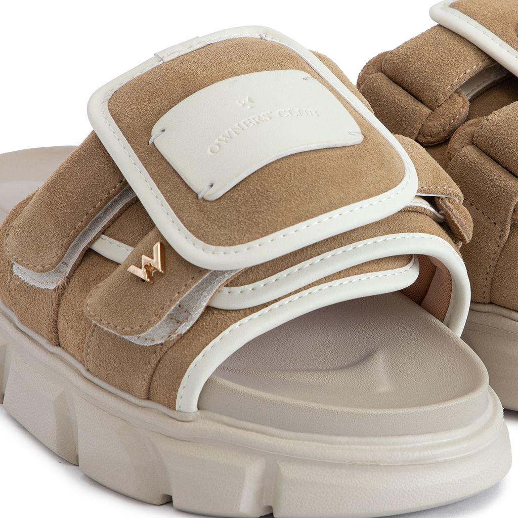 THE STRAP WOLF SLIDE SANDAL