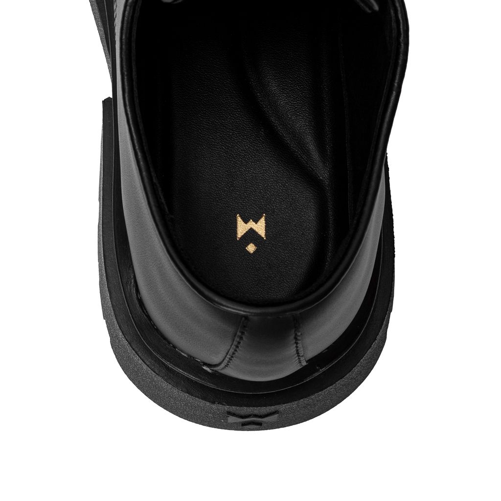THE CHUNKY WOLF DERBY SS24 - BLACK
