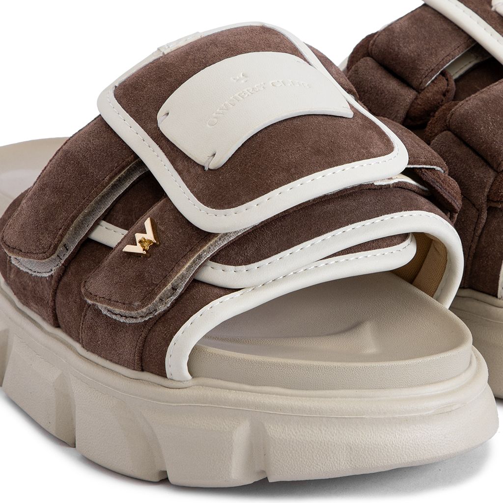 THE STRAP WOLF SLIDE SANDAL