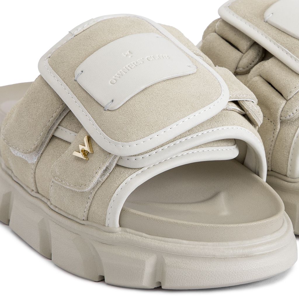 THE STRAP WOLF SLIDE SANDAL