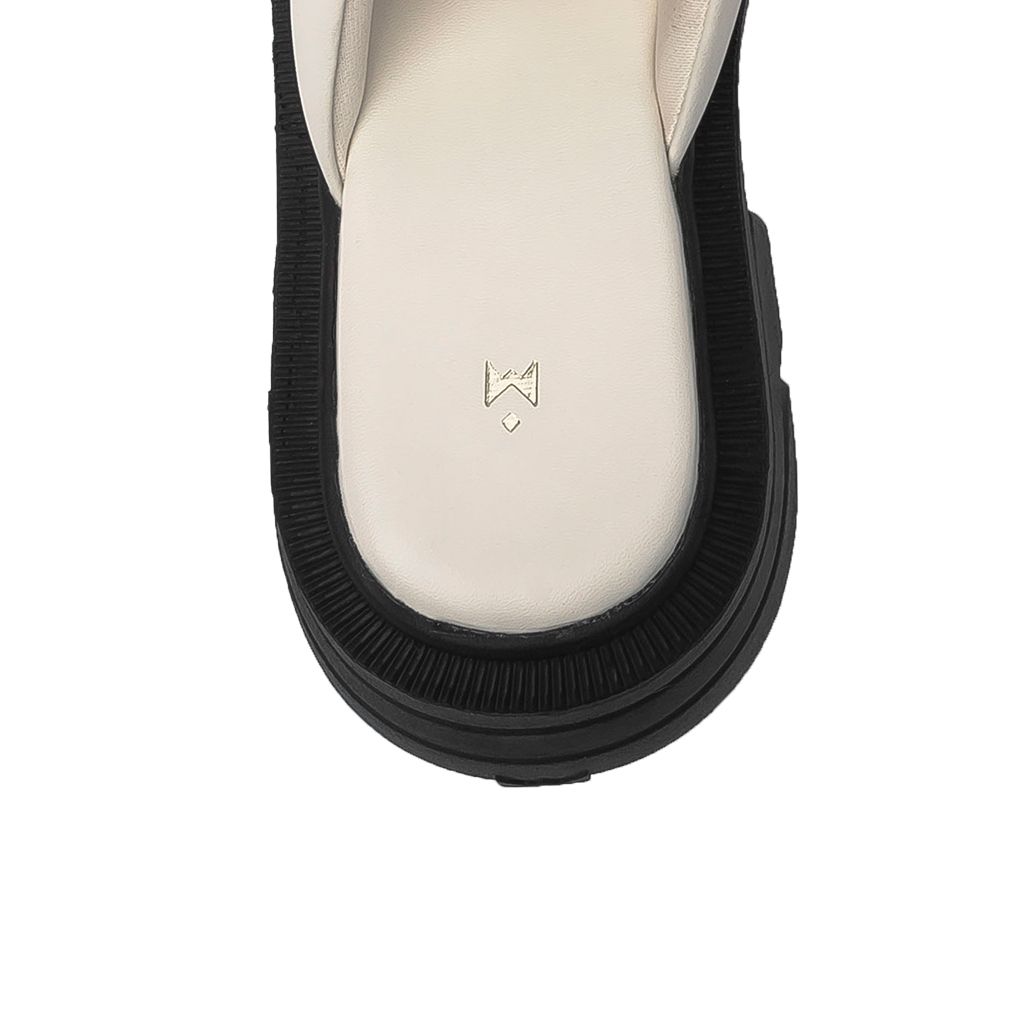 THE QUEEN WOLF MULE SANDAL - CREAM WHITE