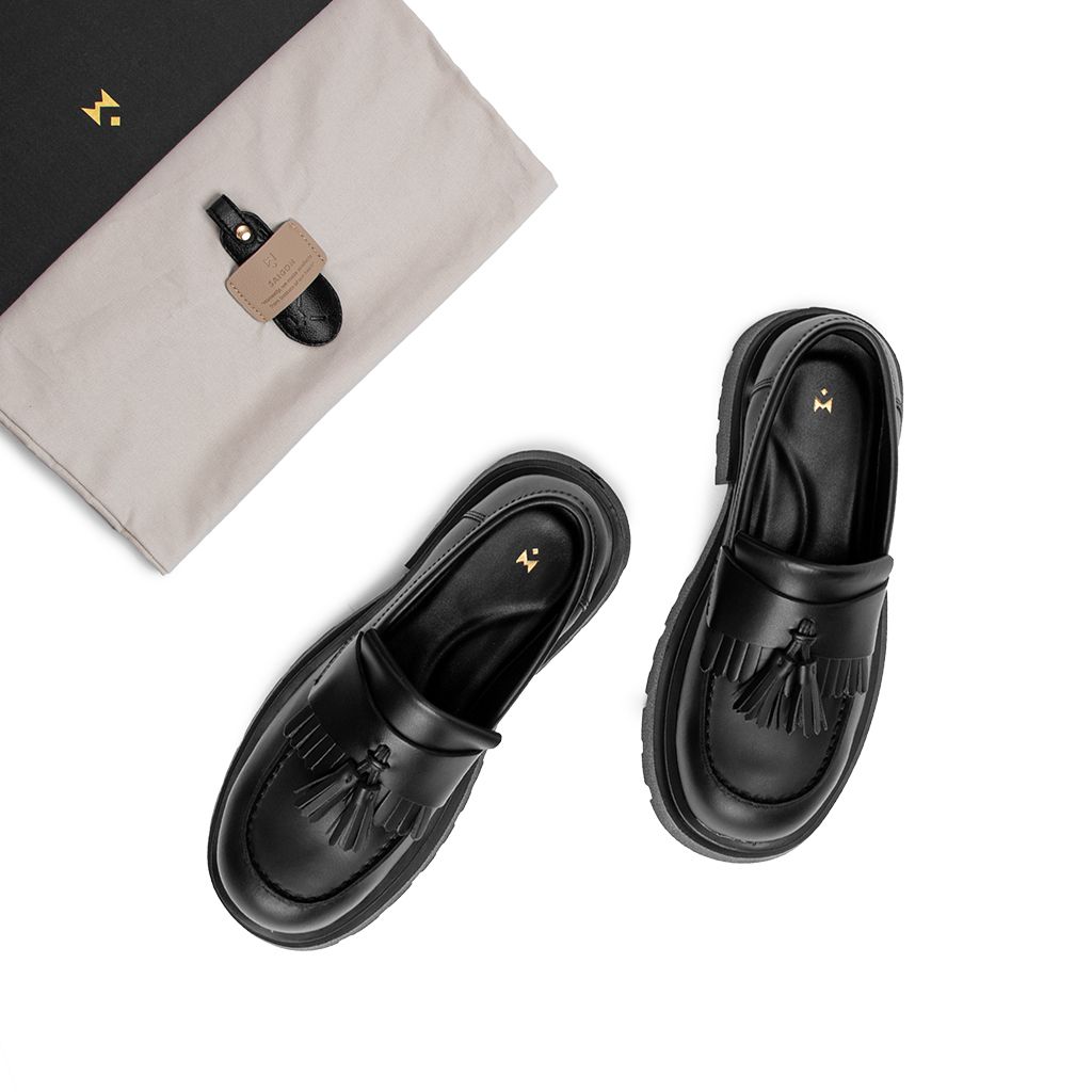 THE CHUNKY WOLF TASSEL LOAFER SS24