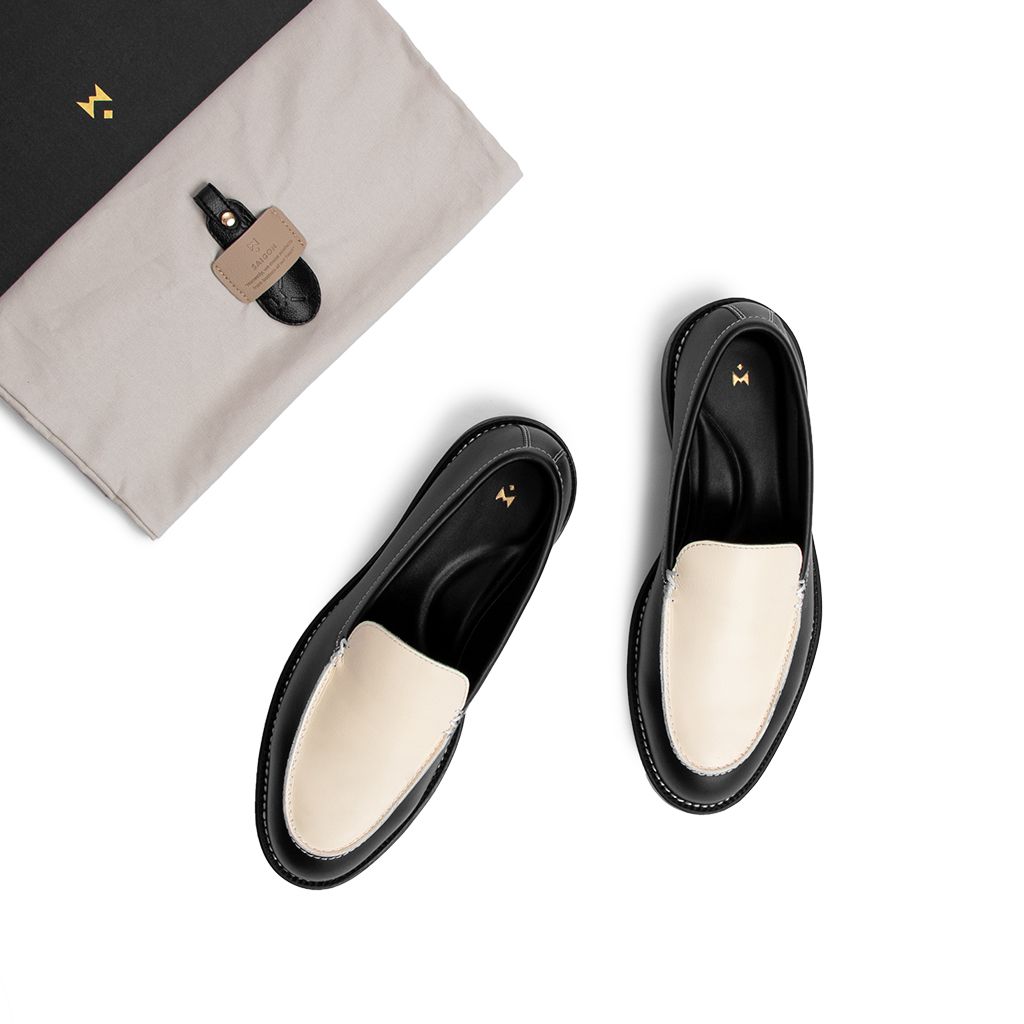 THE ELEGANT WOLF LOAFER - BLACK & OFFWHITE