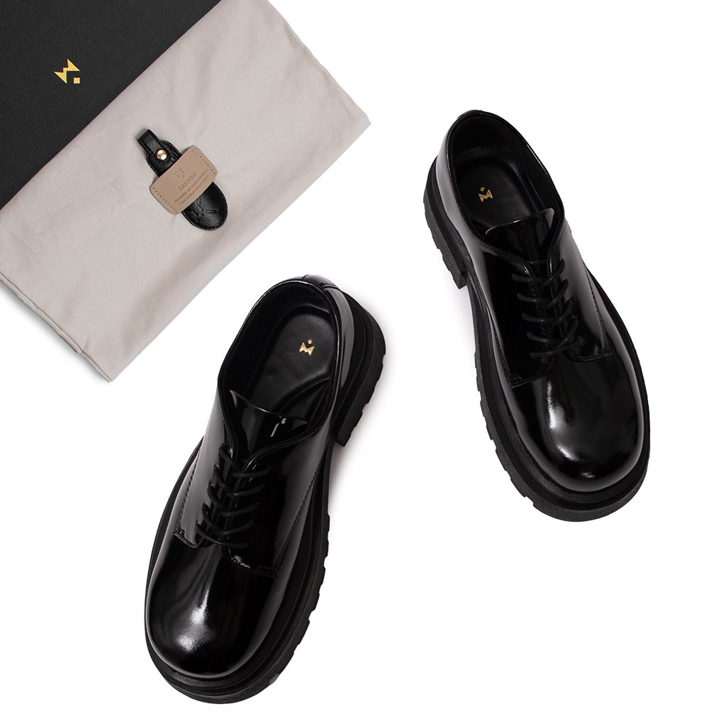 THE CHUNKY WOLF DERBY SS24