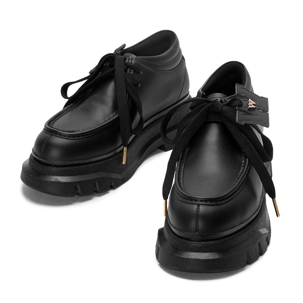 THE LADY WOLF R&E DERBY 4 EYELET - BLACK