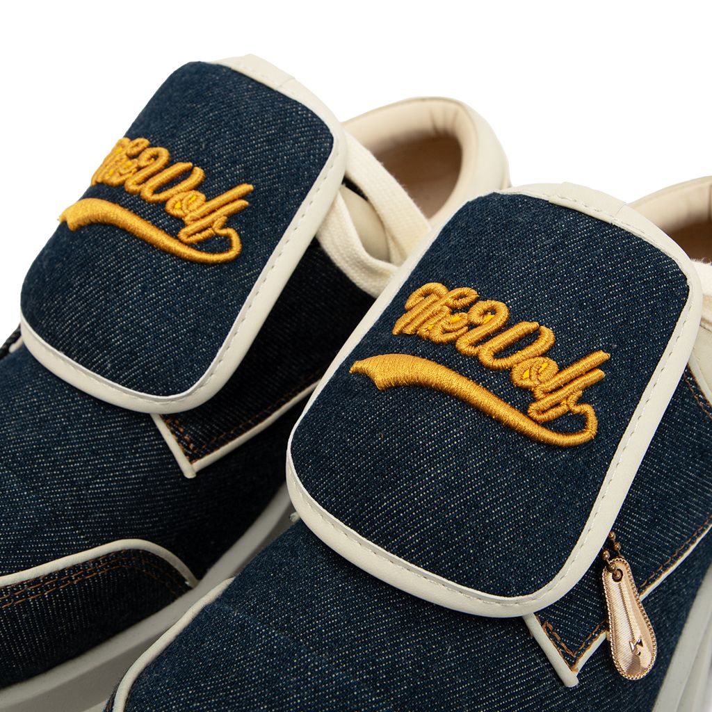 THE GIGANTIC WOLF DERBY SPECIAL EDITION - CUSTOMIZED 501 LEVI'S DENIM