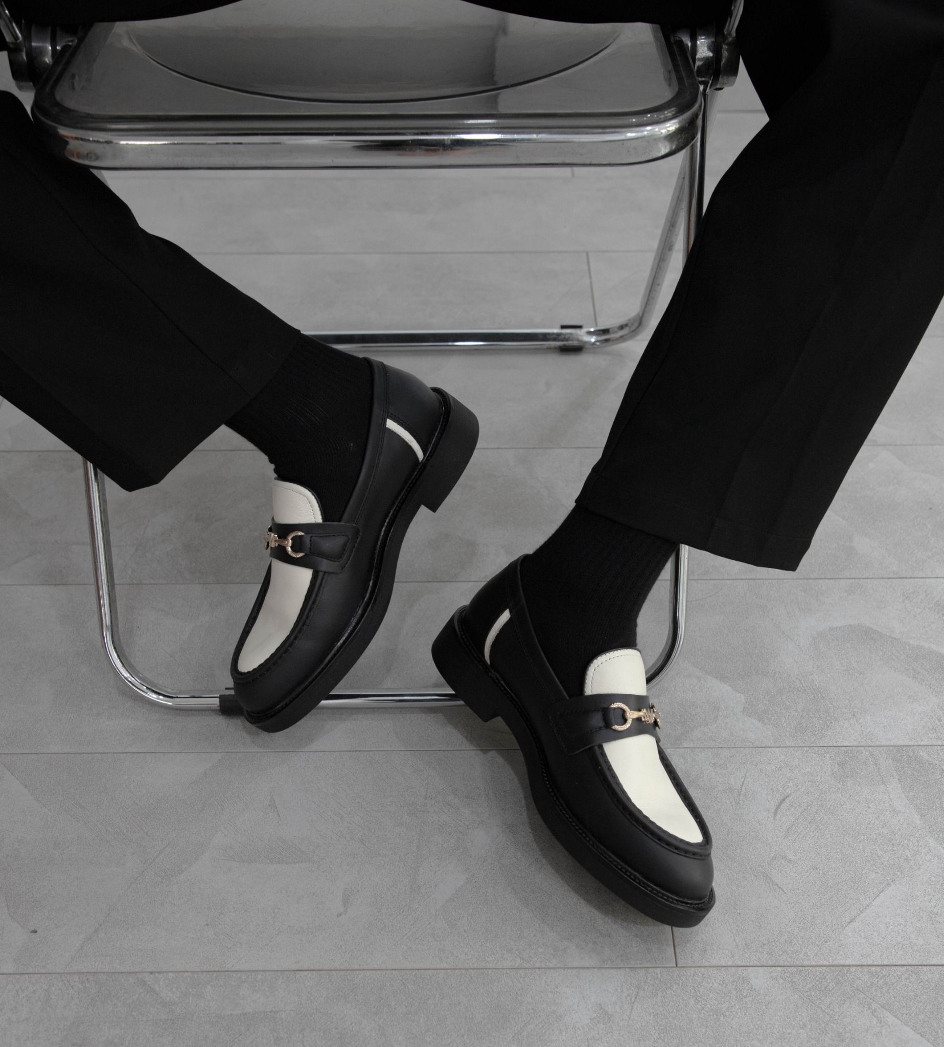 THE SEAN WOLF MODERN LOAFER - BLACK OFF WHITE