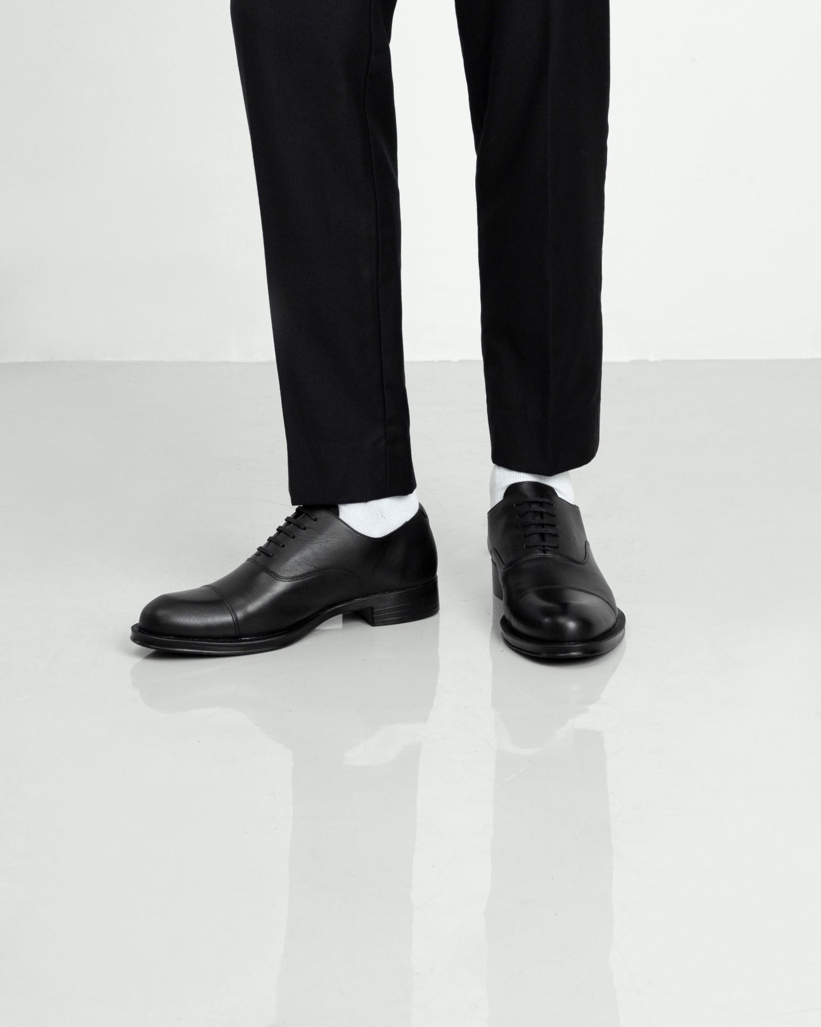 THE GENT WOLF OXFORD - BLACK