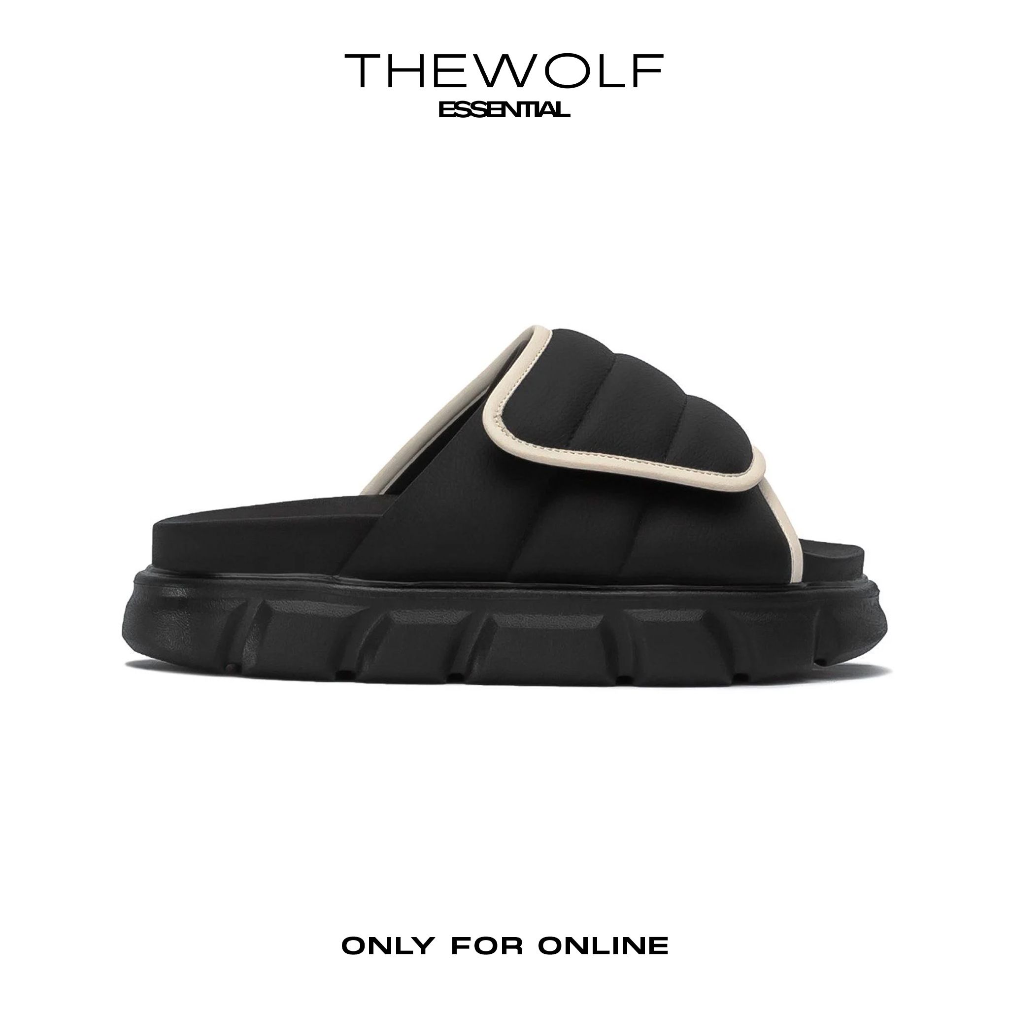 THE LARVA WOLF SLIDE SANDAL - BLACK WHITE
