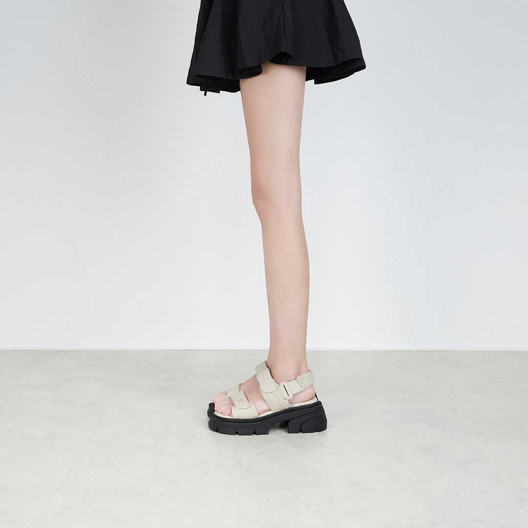 THEWOLF ESSENTIAL HIGH SANDAL - BLACK