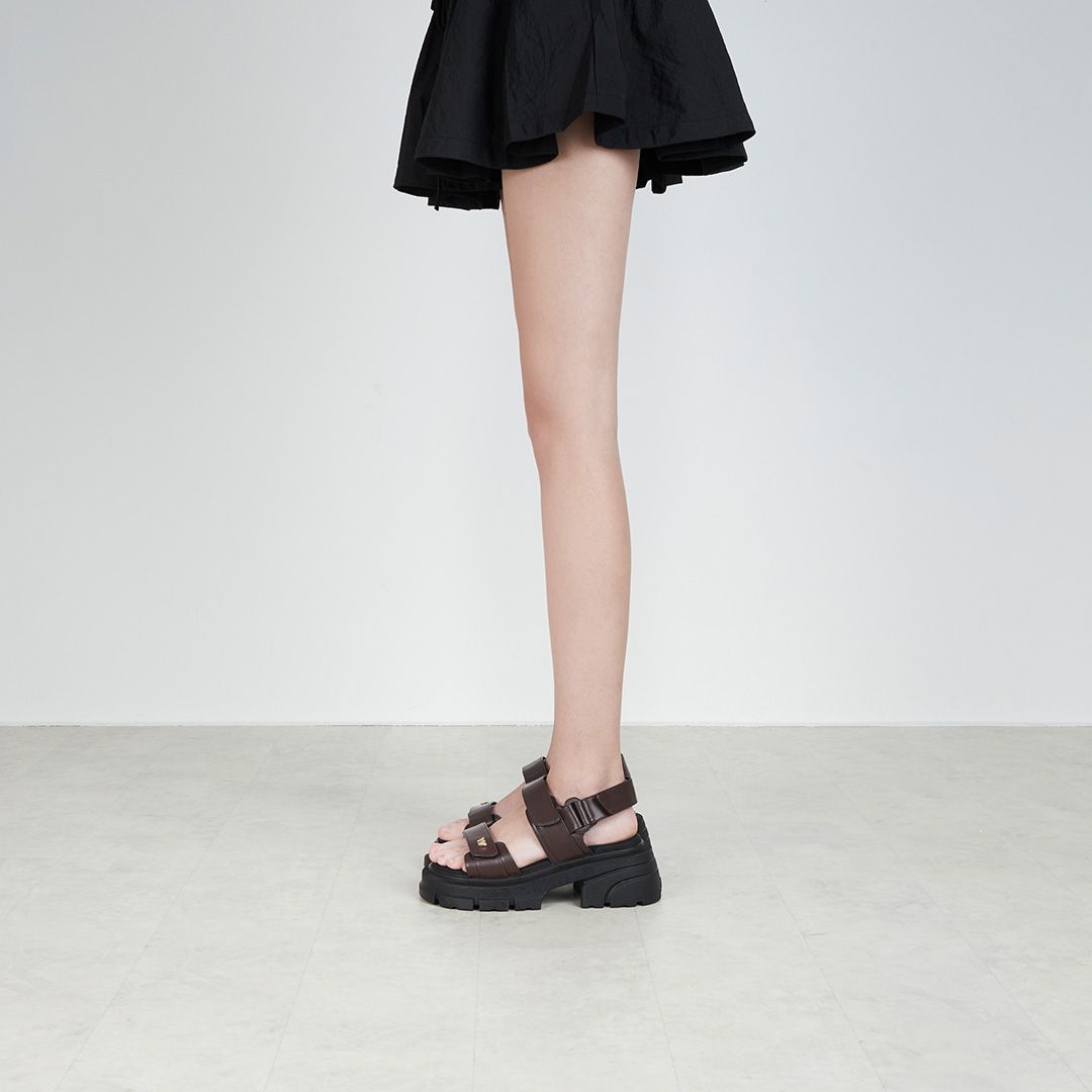 THEWOLF ESSENTIAL HIGH SANDAL - BROWN