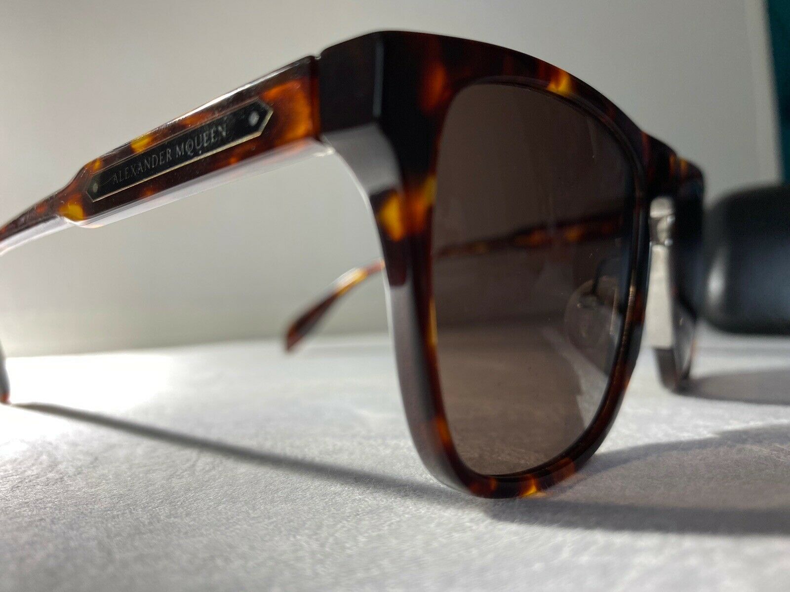 Alexander McQueen AM0078S 002