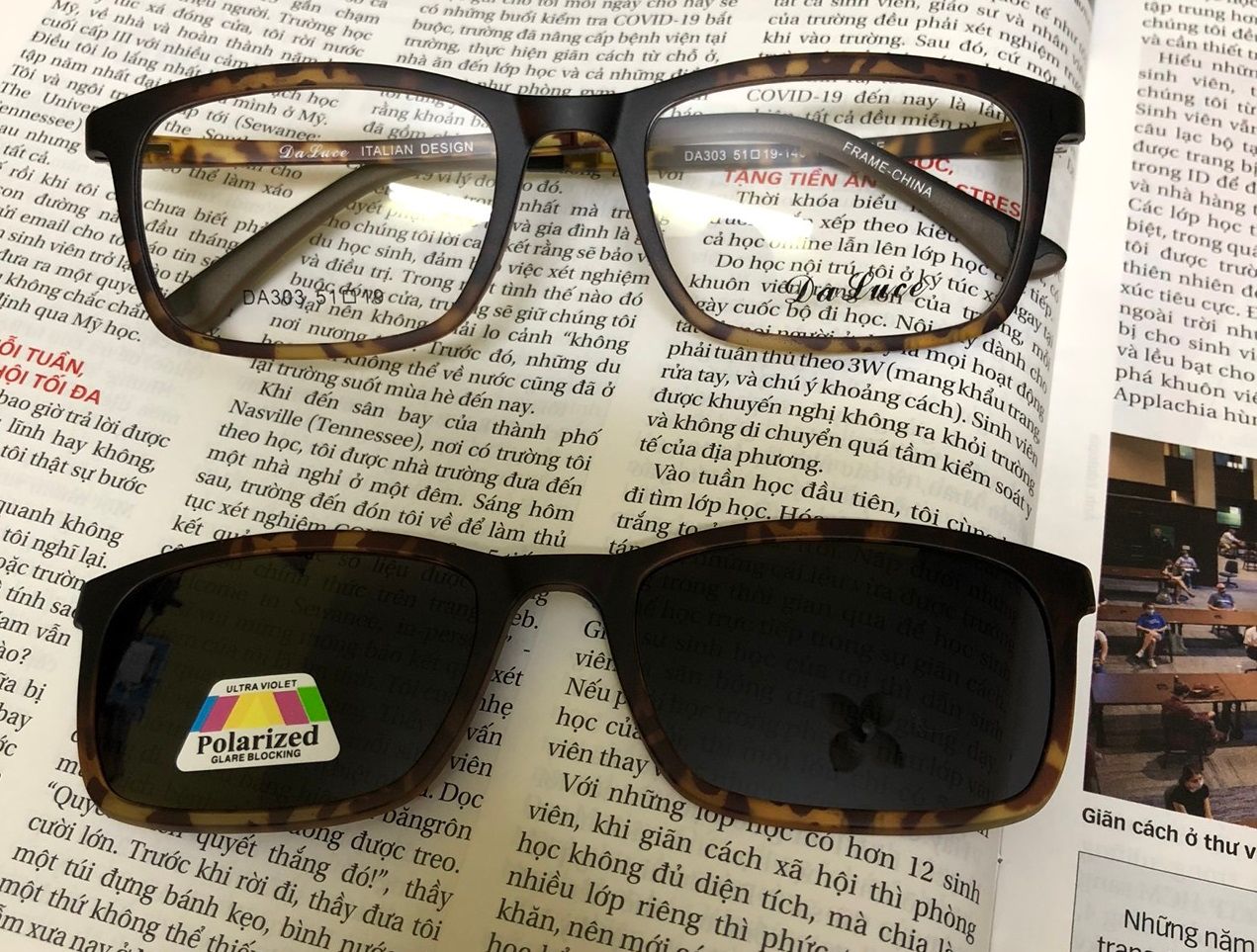 Da Luce DA303 eyeframe with sun clip-on