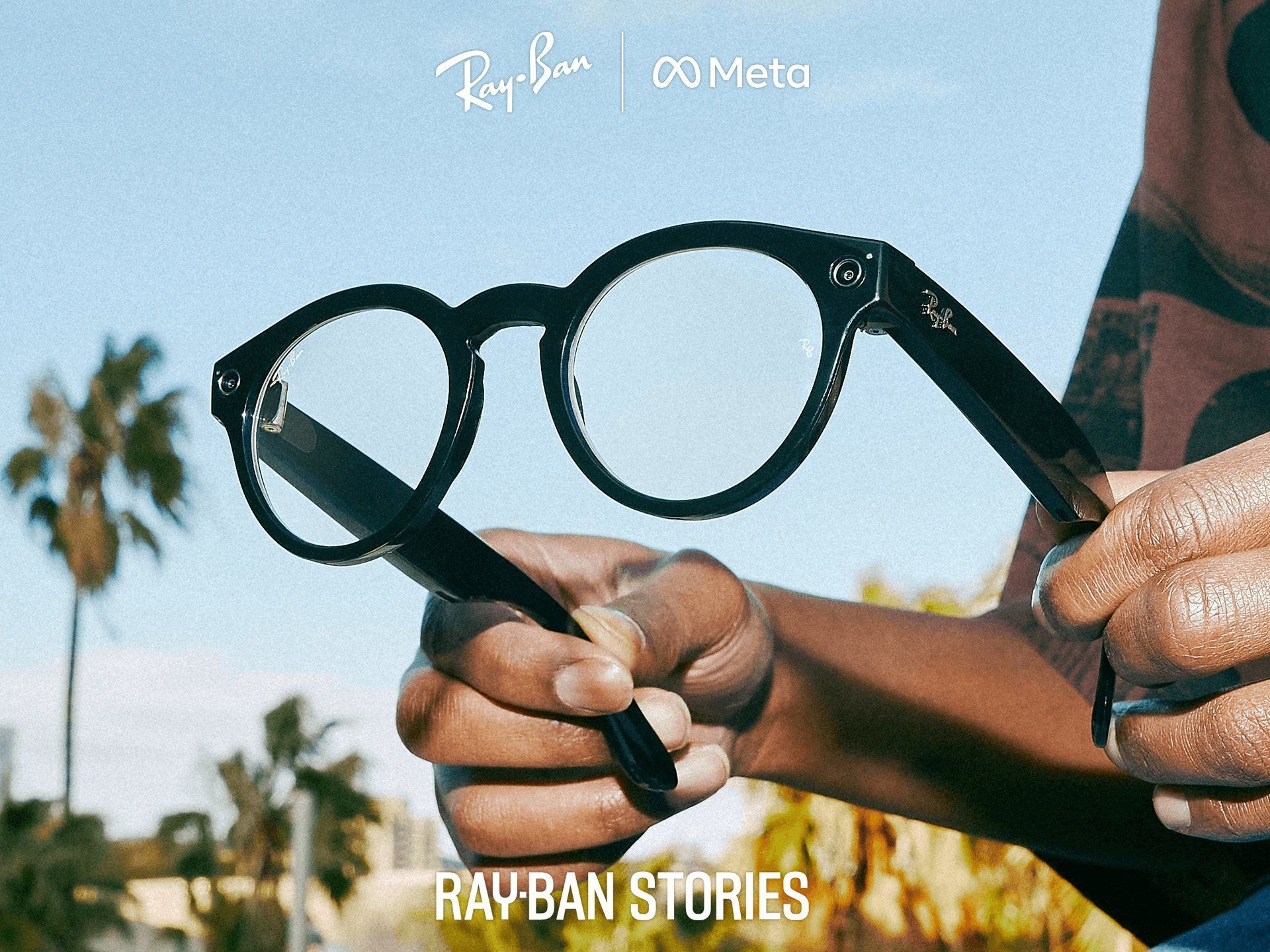 (ĐÃ BÁN) Ray Ban Stories RW4003 shiny black frame / transition grey lenses