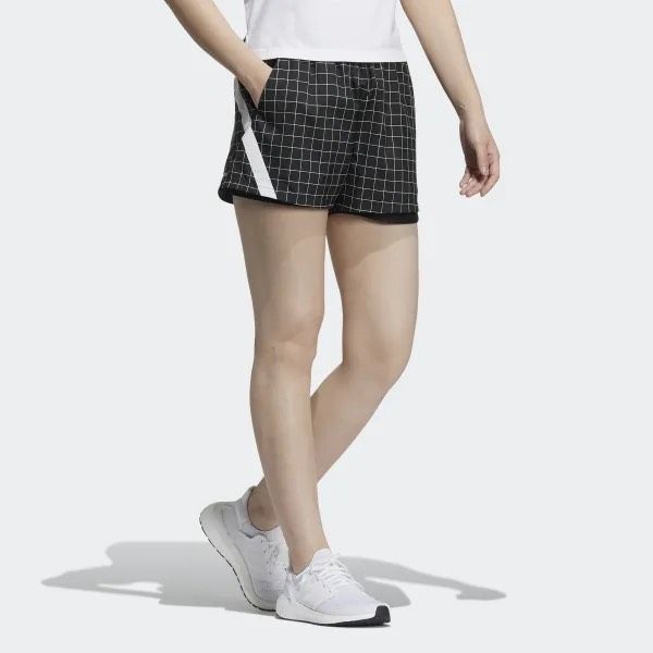  Short Adidas Essentials: GM0687 