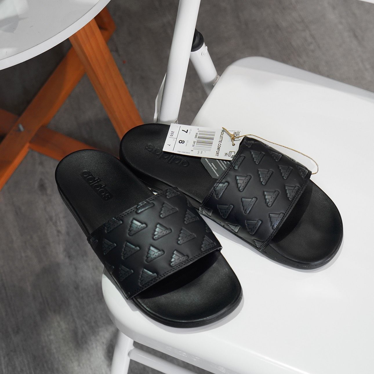  Dép Adidas Comfort Slides - GV9736 