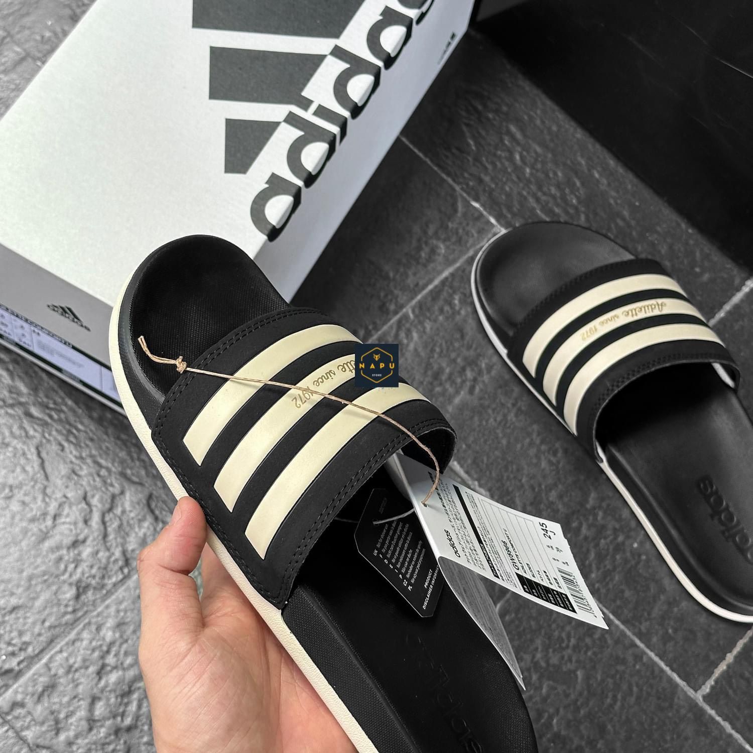  Dép Adidas Adilette Comfort Slides - GW5966 