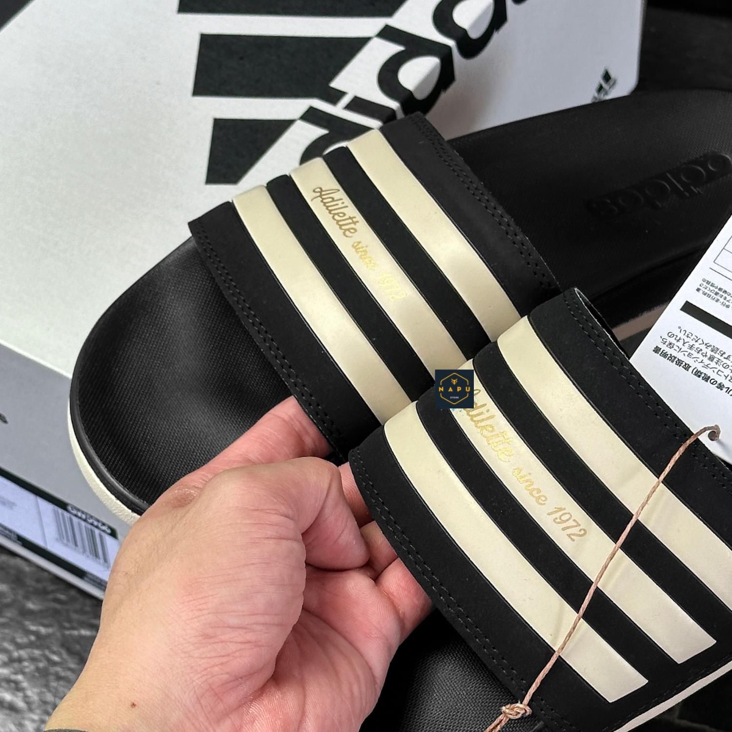  Dép Adidas Adilette Comfort Slides - GW5966 