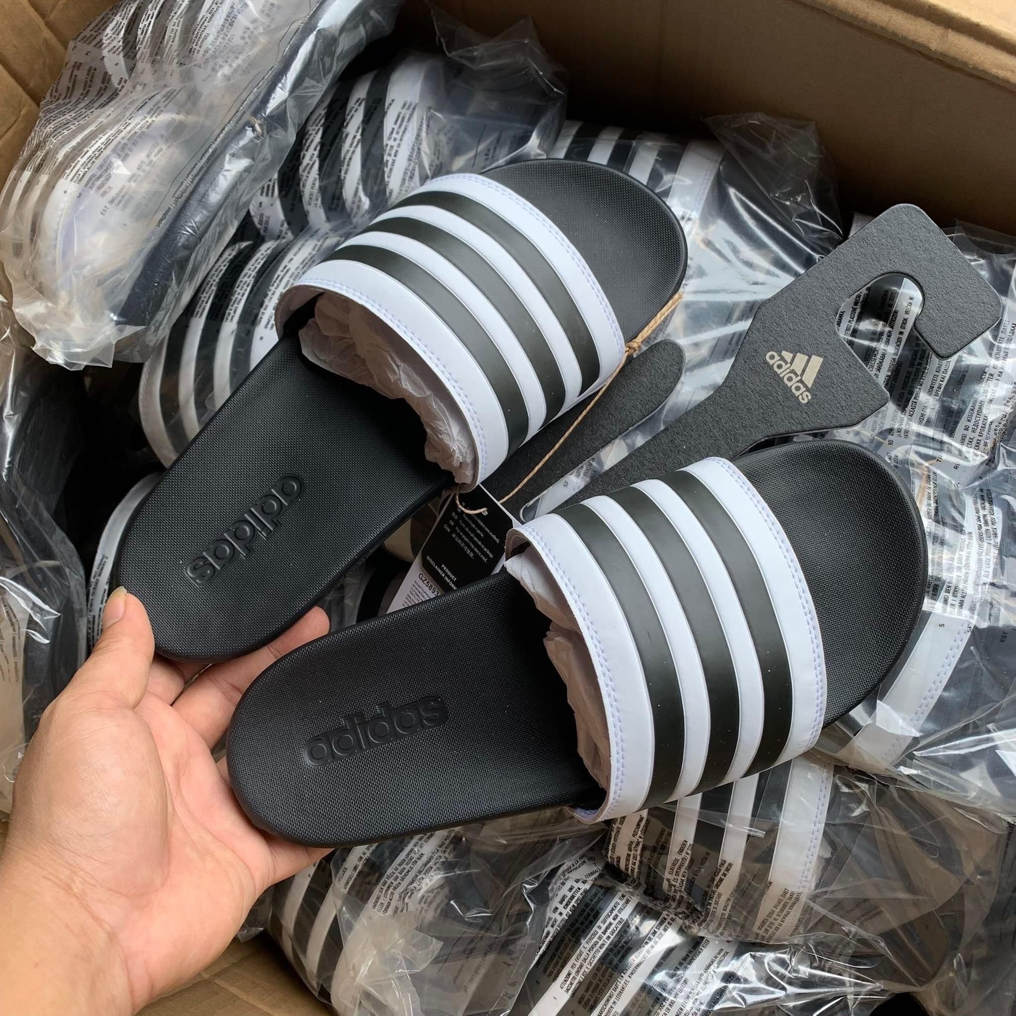  Dép Adidas Adilette Comfort Slides - GZ5893 