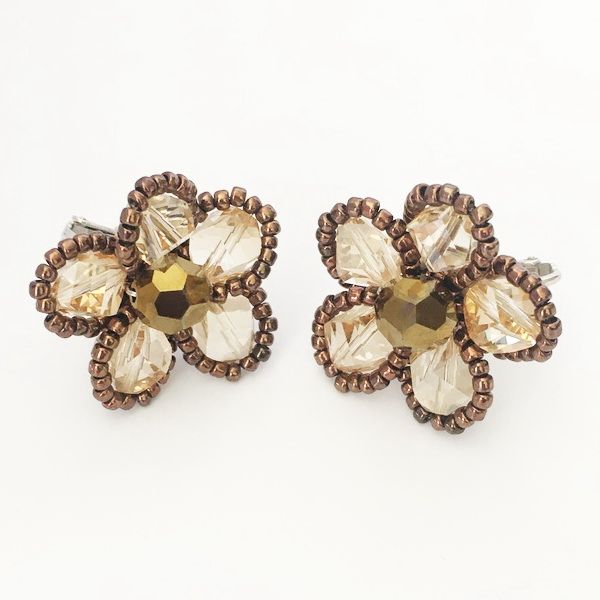 Hoa tai pha lê Swarovski handmade màu trắng