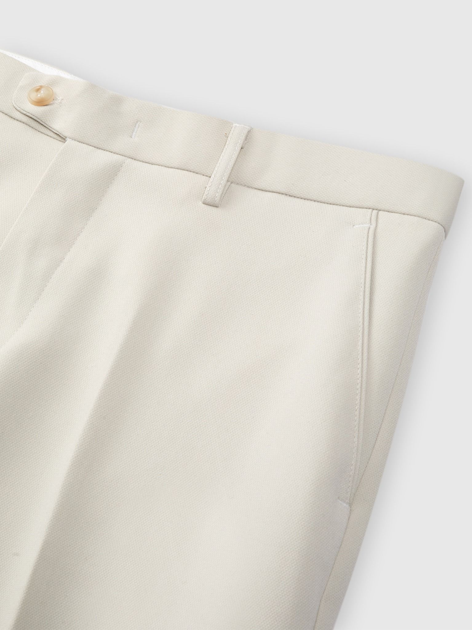 Back Relaxed Trouser