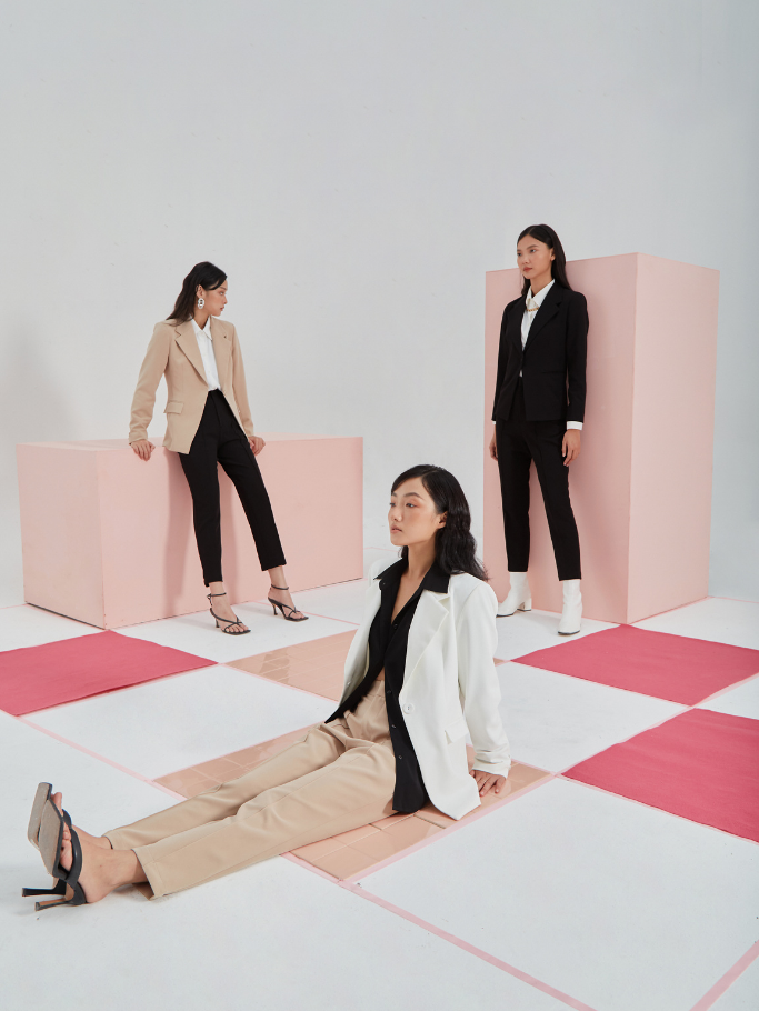 Blazer Đen Form Fit