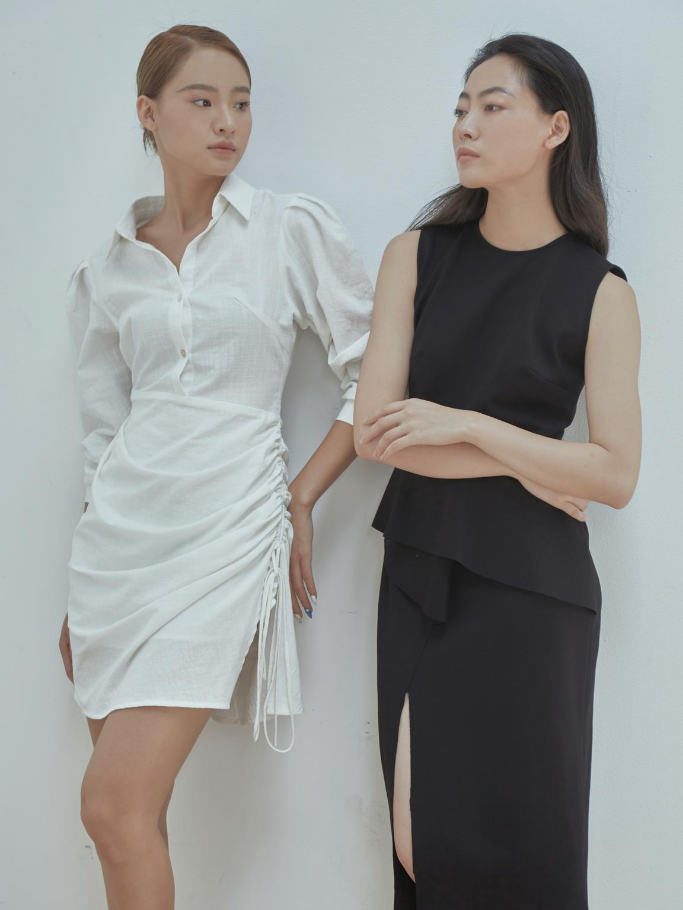 Đầm Bút Chì Đen Chéo Tà Dự Tiệc
