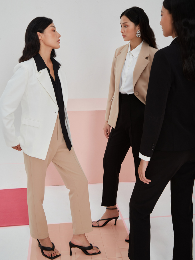 Blazer Đen Form Fit
