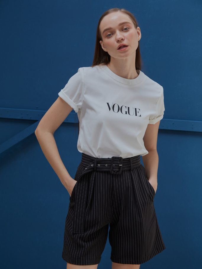 Quần Short Sọc Trắng Đen Kèm Belt