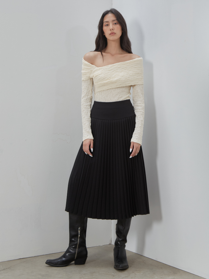 Váy Midi Đen Dập Ly