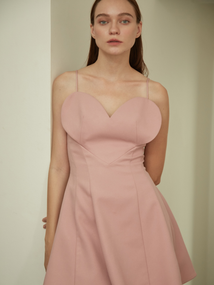 Đầm Hồng Trái Tim