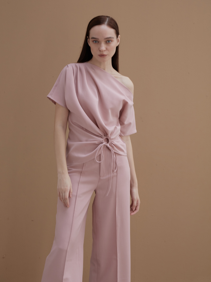 Áo Hồng Cut Out Rút Dây