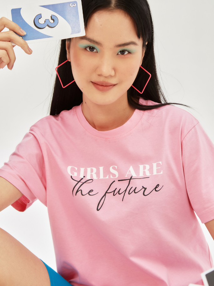 Áo Thun Hồng Girls Are The Future