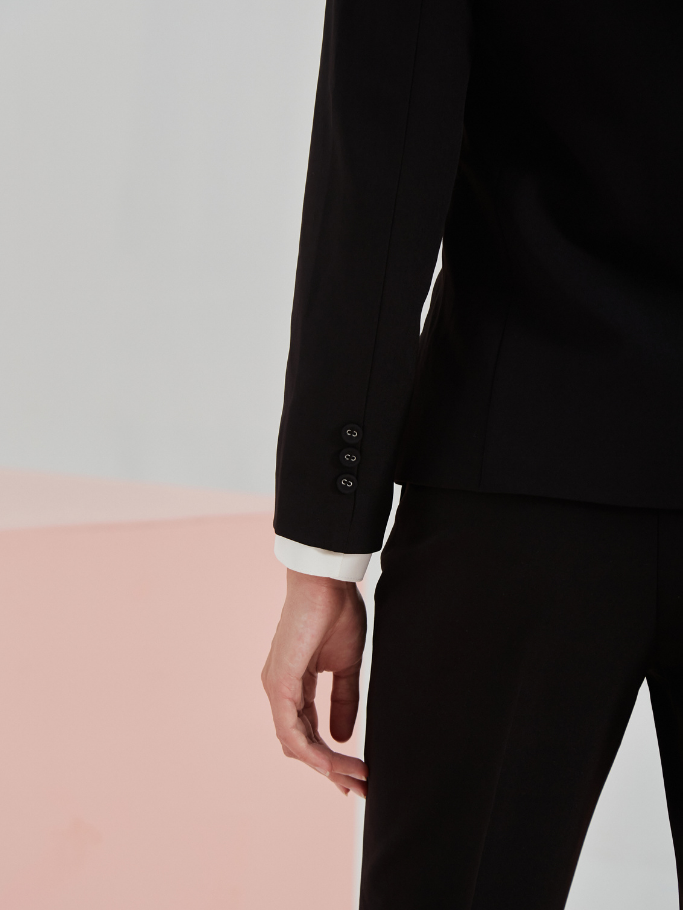 Blazer Đen Form Fit