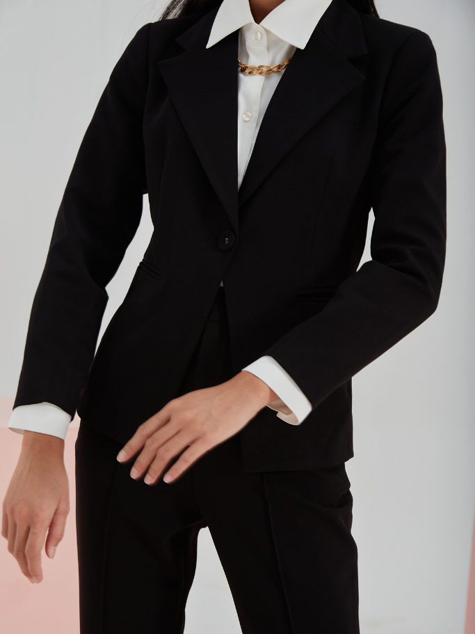 Blazer Đen Form Fit