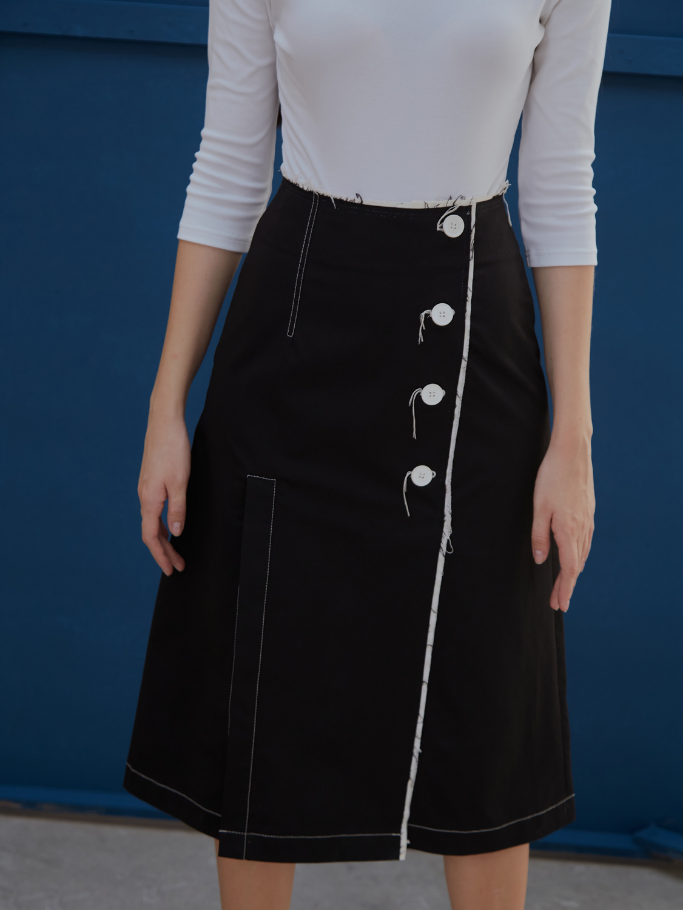 Bodysuit Trắng Tay Lỡ