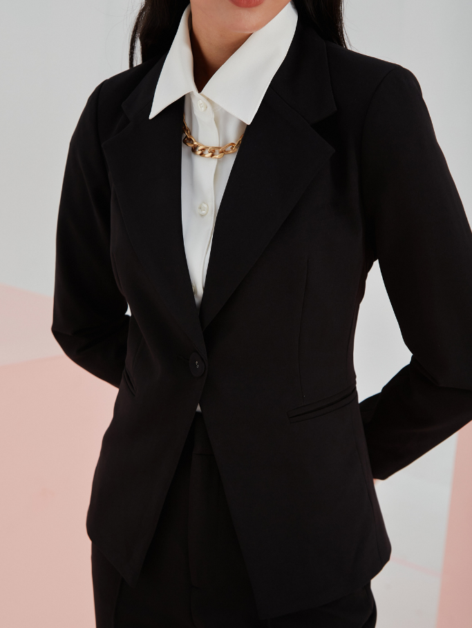 Blazer Đen Form Fit