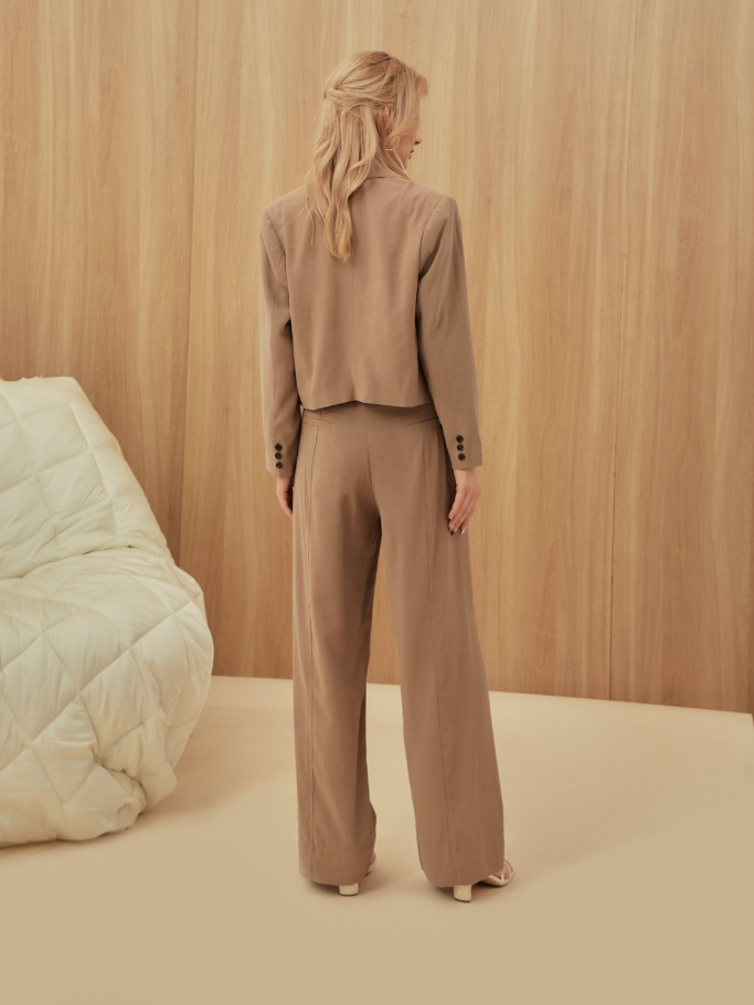 Cropped Blazer Nâu Free Size