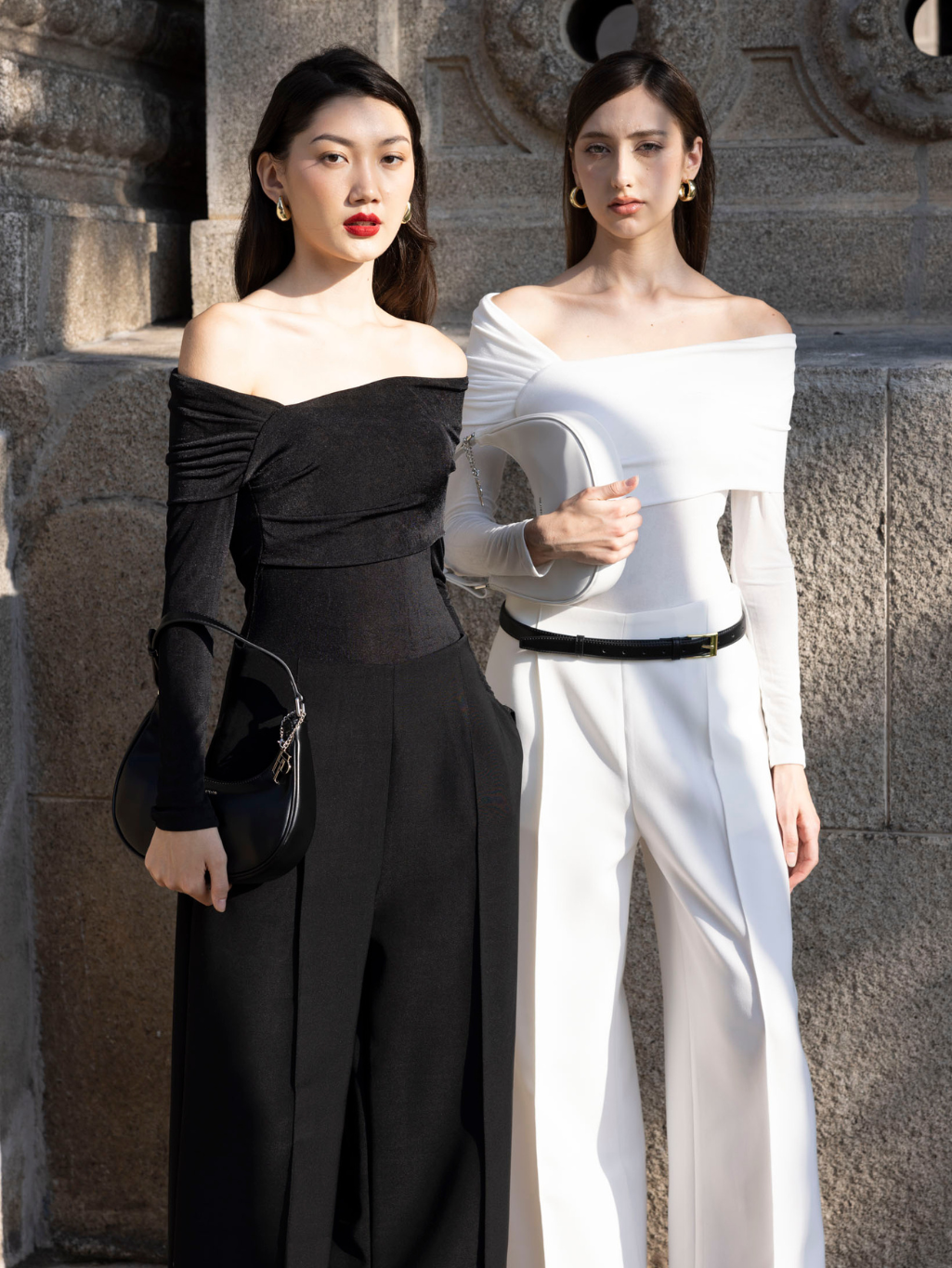 Bodysuit Thun Ánh Kim Đen Lệch Vai