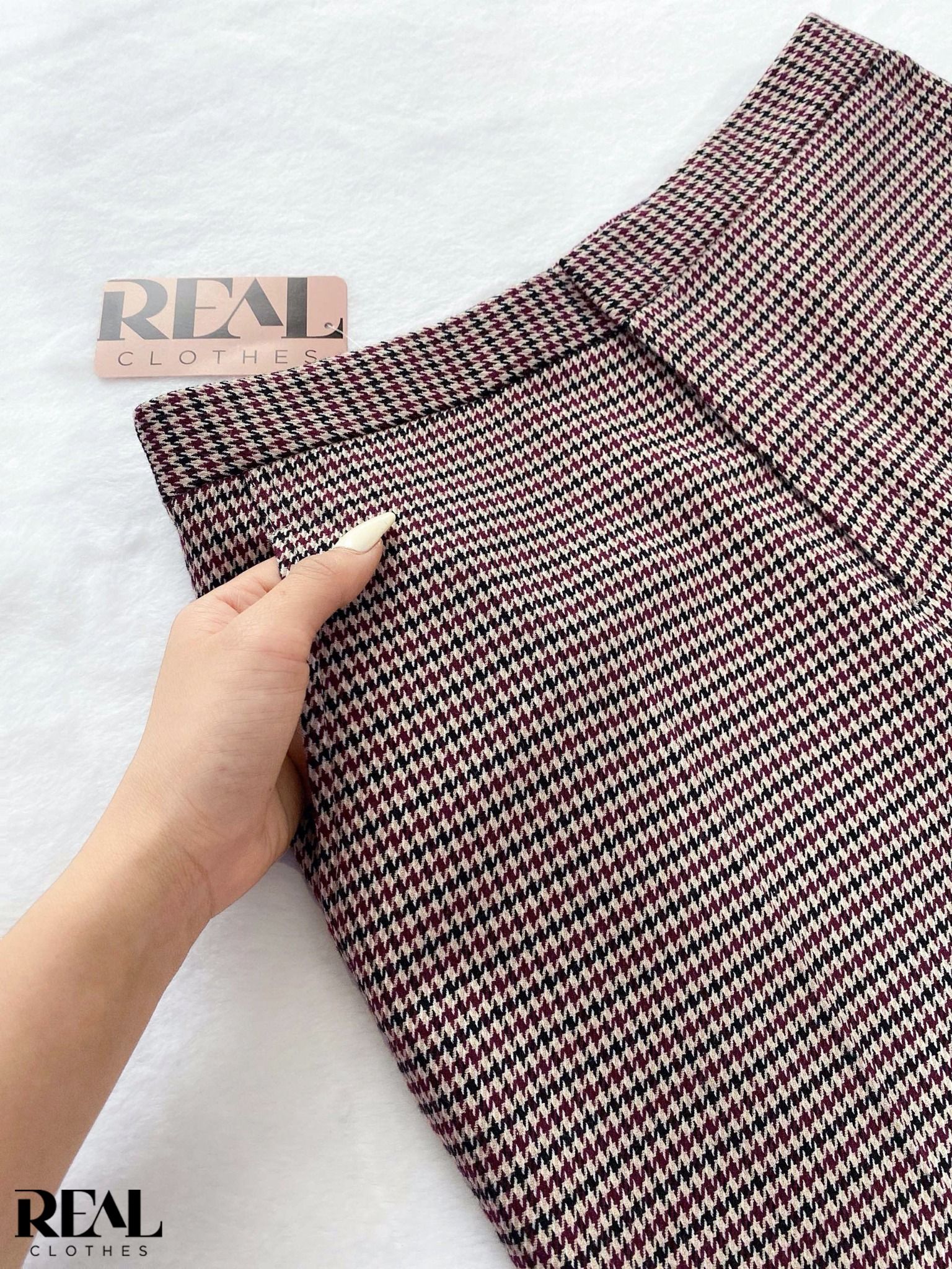 Quần lưng thun zigzag đỏ tím