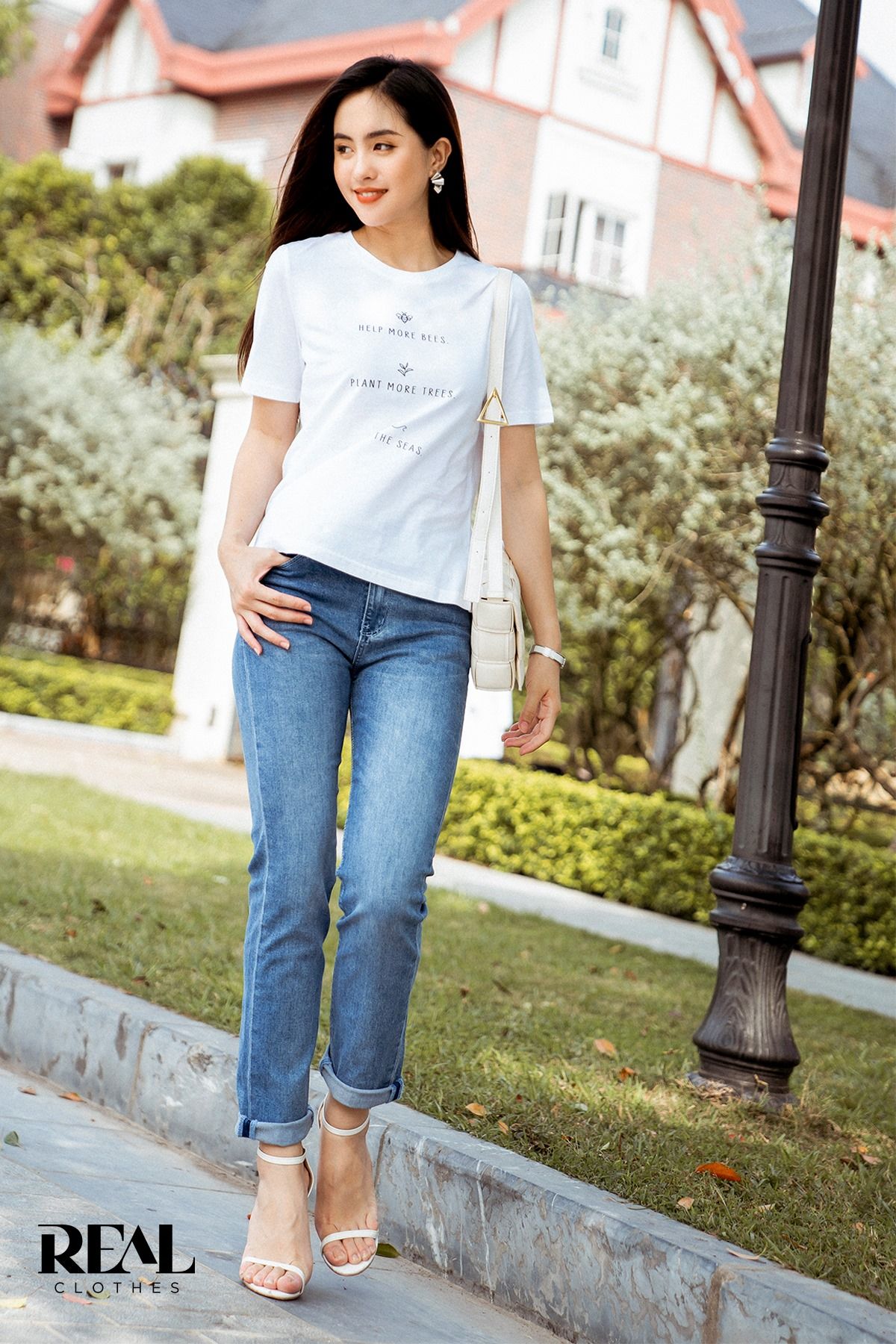 Quần Jeans basic xanh nhạt