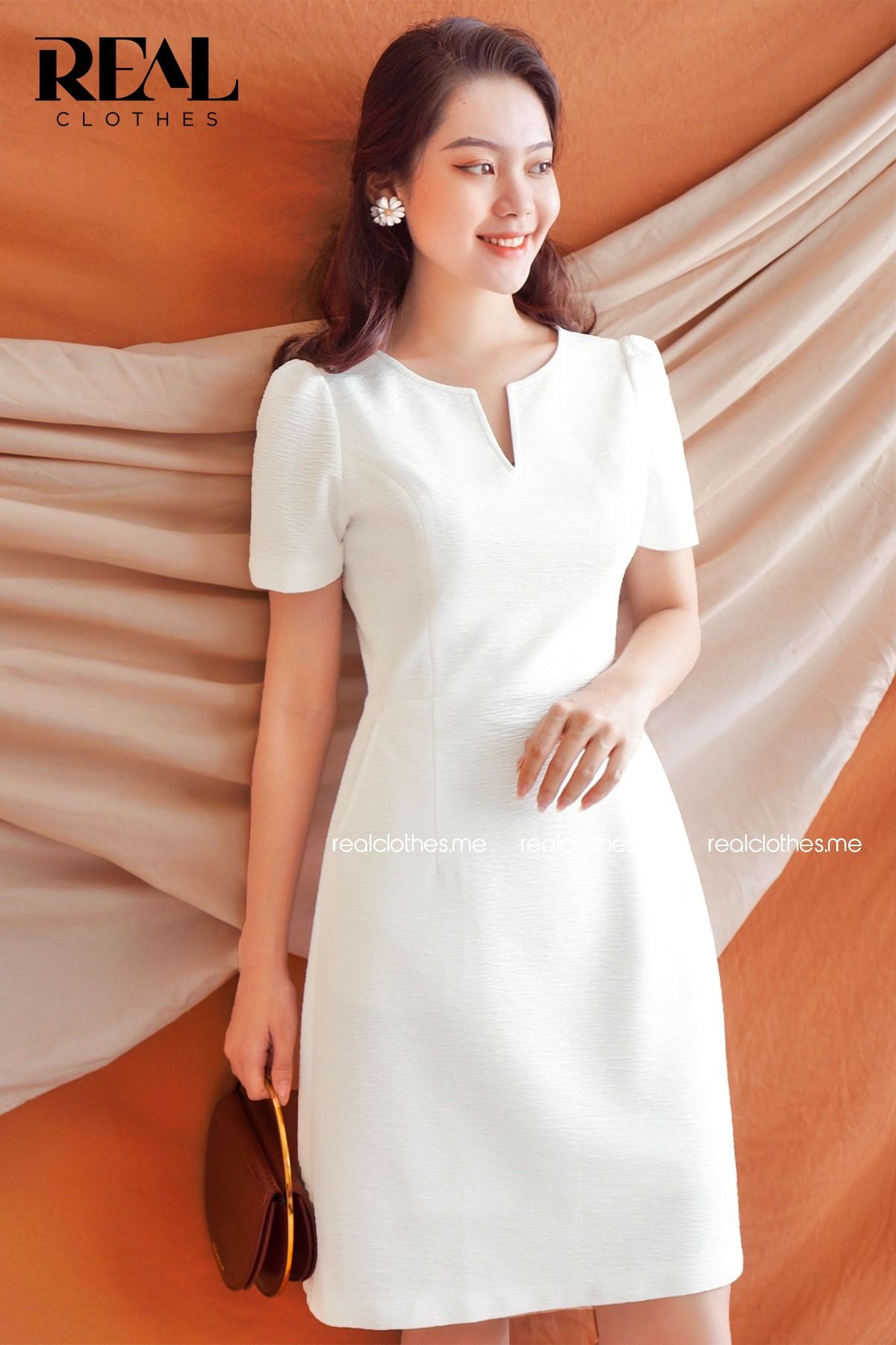 Đầm hana trắng