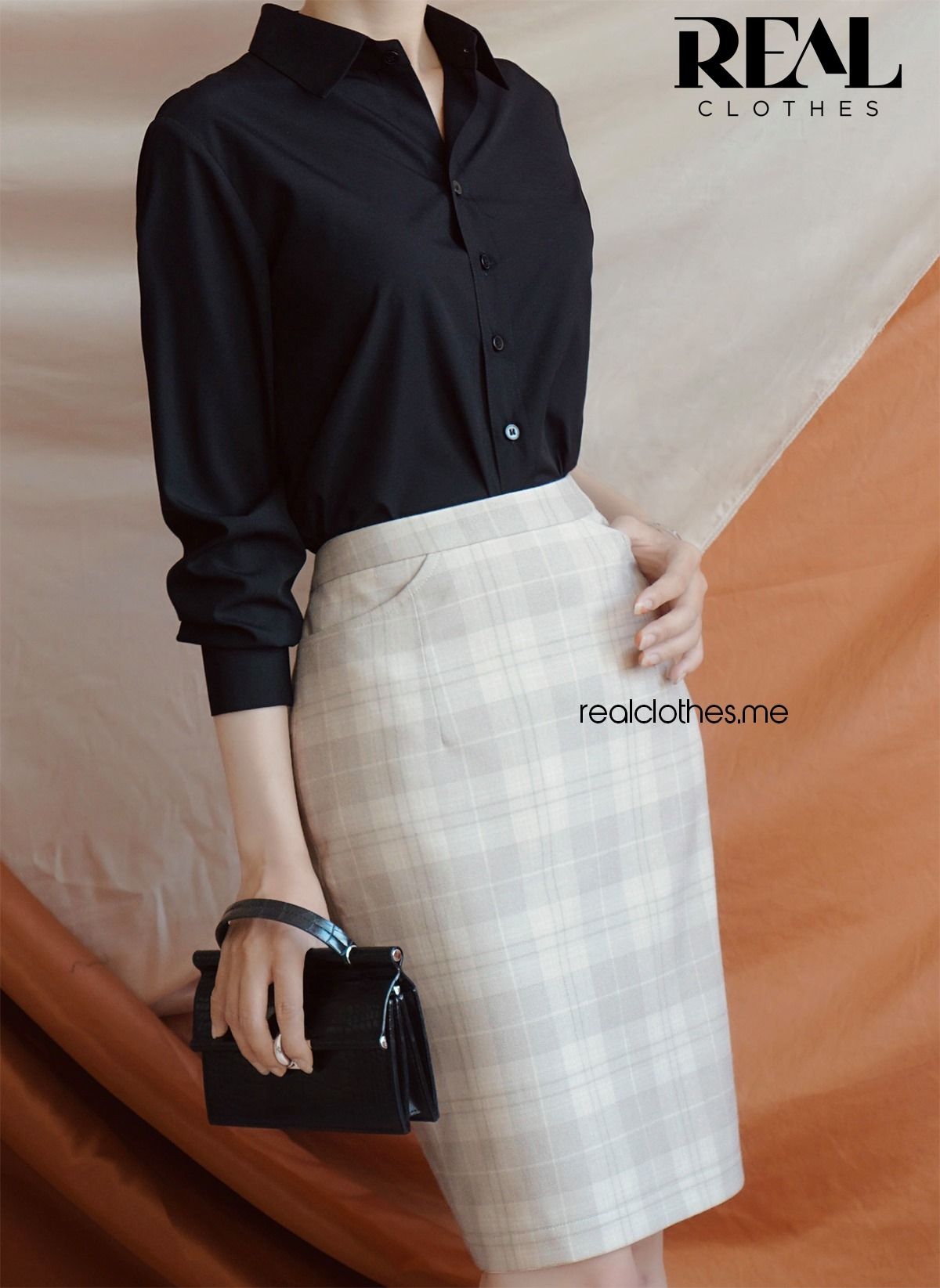 Bút chì túi caro kem SALE - size XL