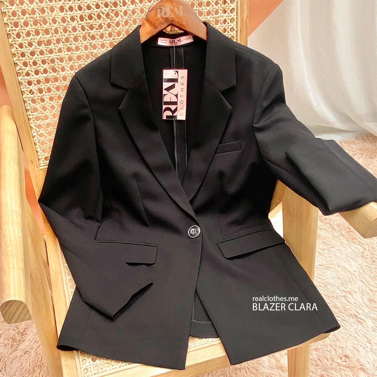 Blazer clara đen