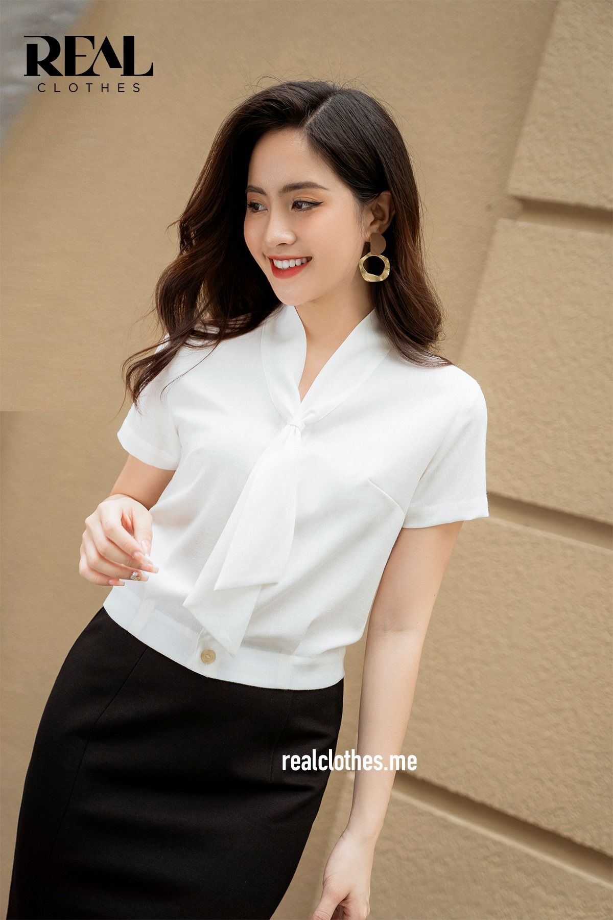 Áo lucy trắng