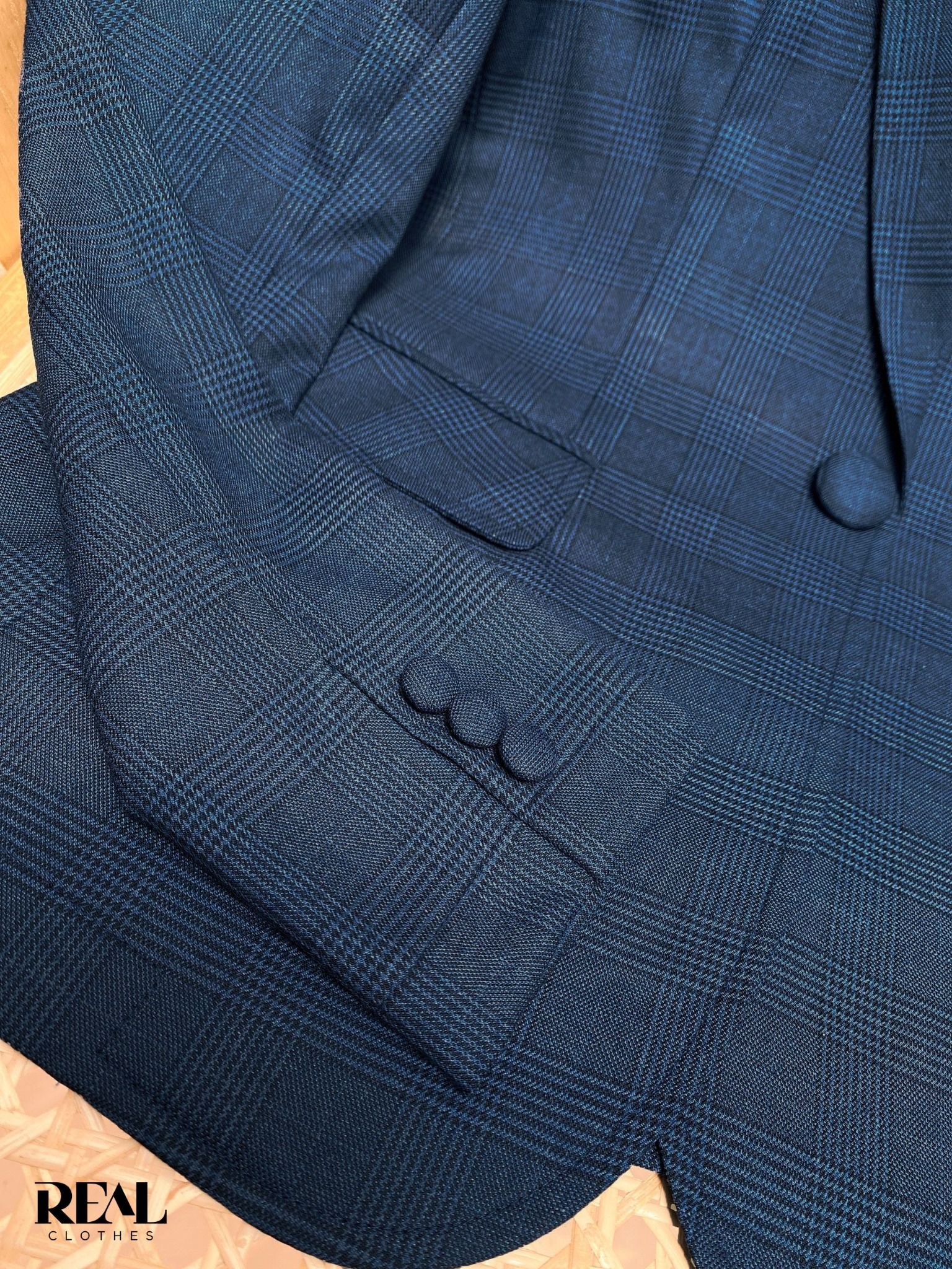 Blazer caro xanh đậm SALE